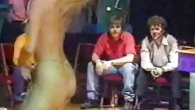 XXX bez rejestracji We wtorek otwarte mokra cipa pole dla nastolatków