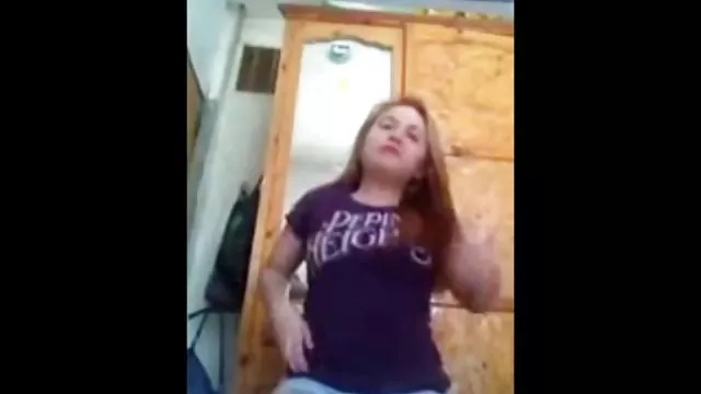 XXX bez rejestracji Aleksego złoto mokre stare cipki i Lara Brooks baba pieprzy