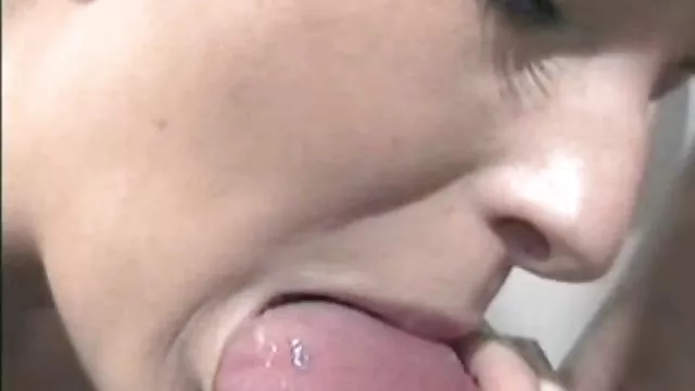 XXX bez rejestracji Gorąca dziwka www mokre cipki w łóżku z dużym biustem