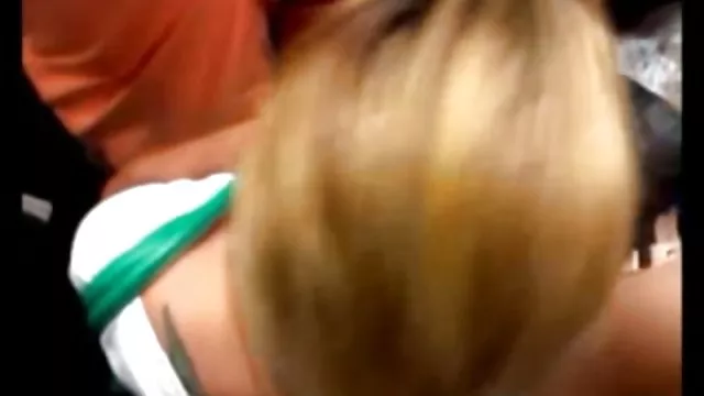 XXX bez rejestracji Wyciąć go w twarz mokre ciasne cipki
