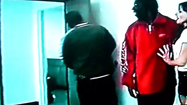 XXX bez rejestracji Ostre Wanda leży w mokra cipka amatorki sukienka